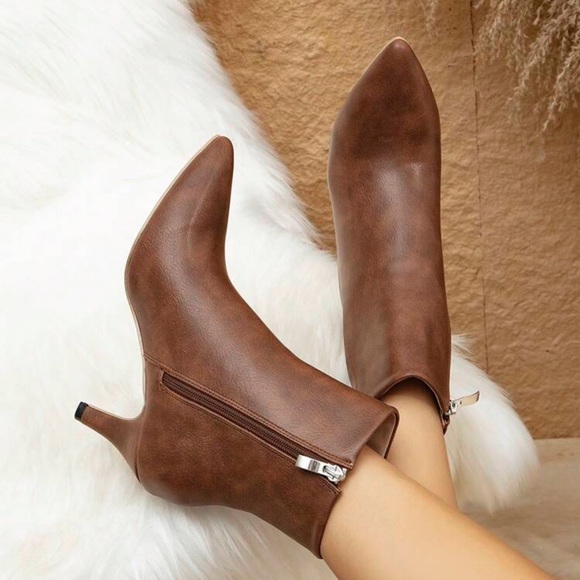 Women's New Versatile Warm Sexy Elegant Pointed Toe Ankle Boot - Picture 2 of 4